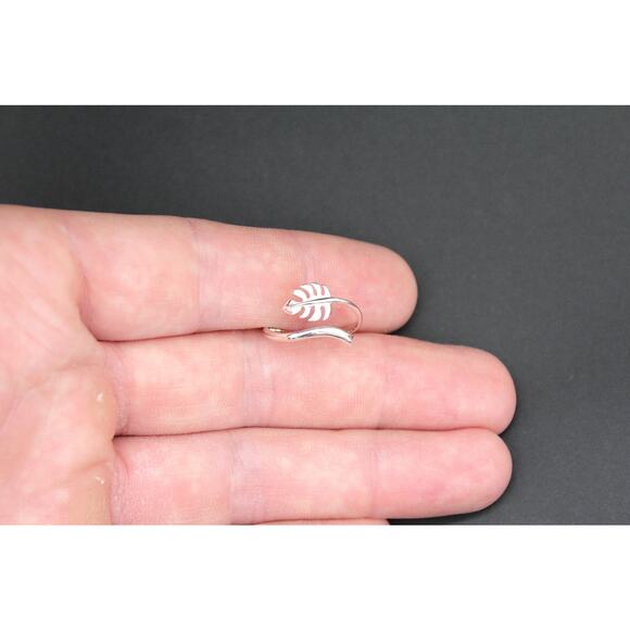 Sterling Silver Monstera Leaf Ring, Sterling Silver Tropical Leaf Ring - Picture 4 of 7